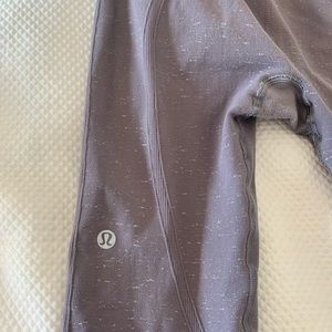 Light purple lululemon leggings